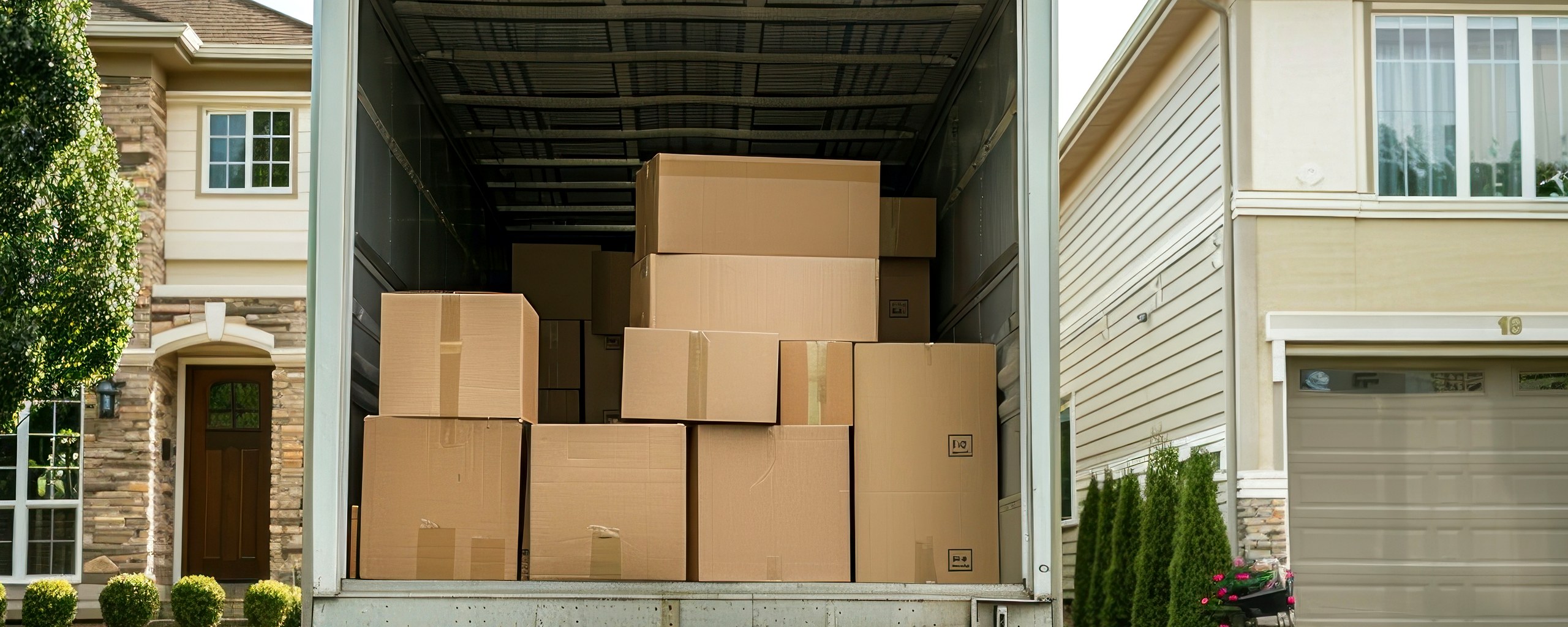 Moving truck and crew serving Fort Collins, Colorado