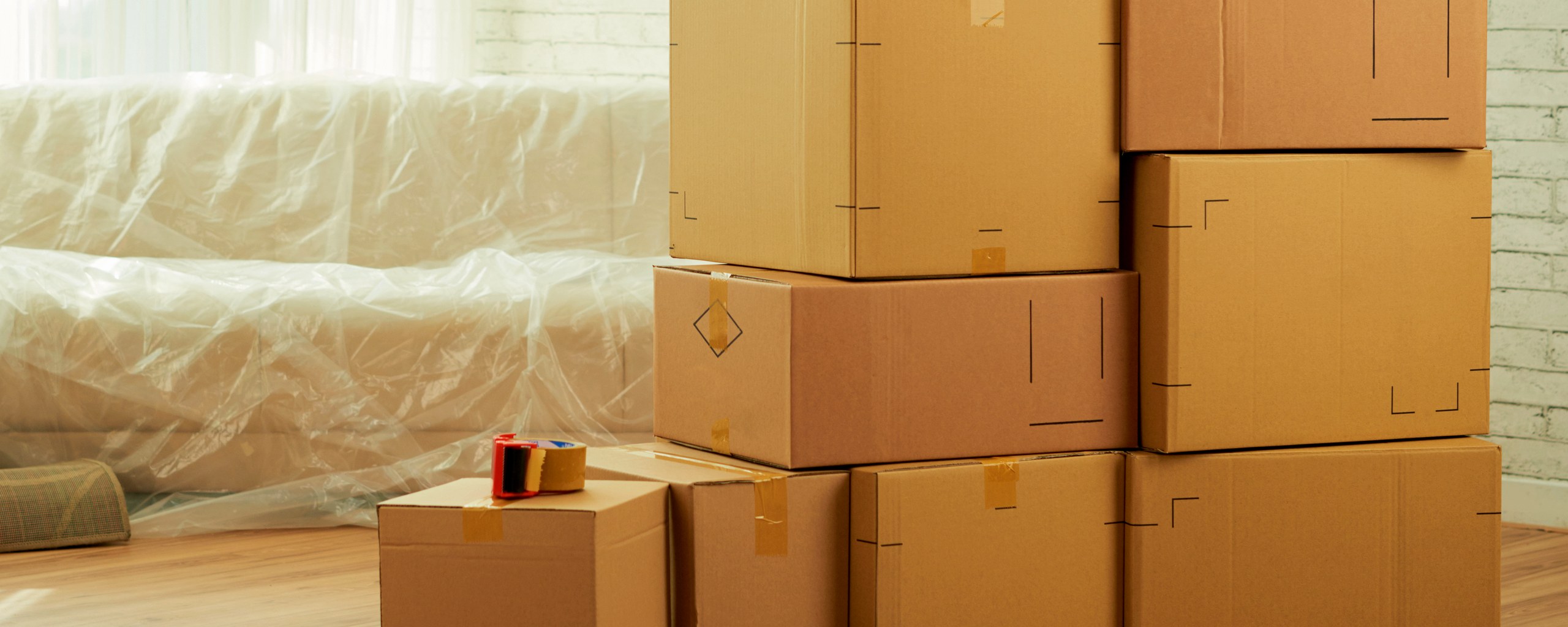 Moving truck and crew serving Chandler, Arizona