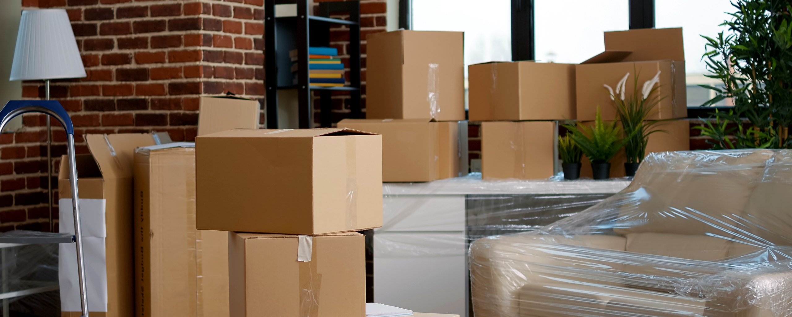 Moving truck and crew serving Lawton, Oklahoma