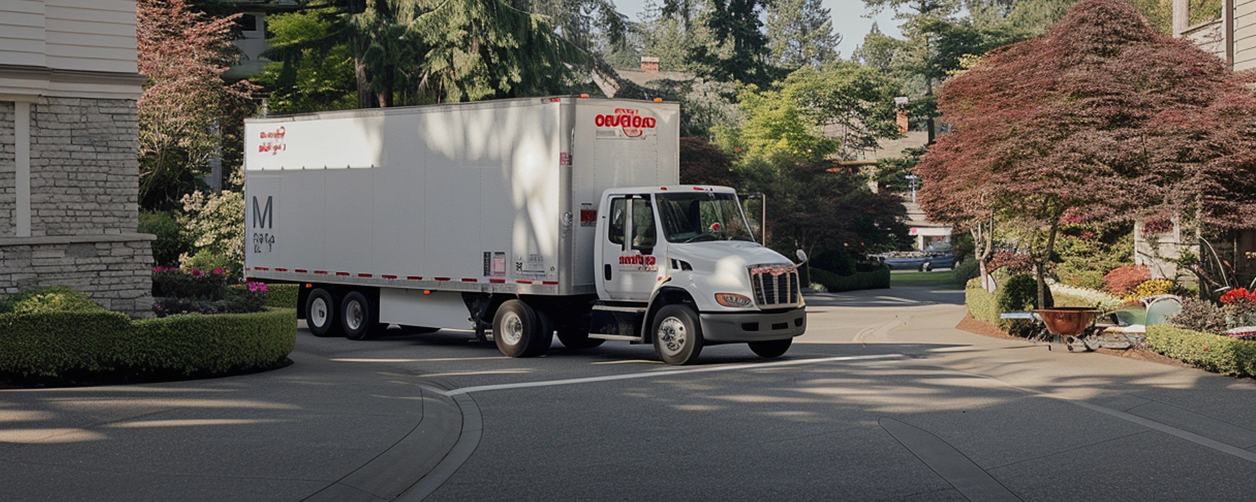 Moving truck and crew serving Cleveland, Ohio