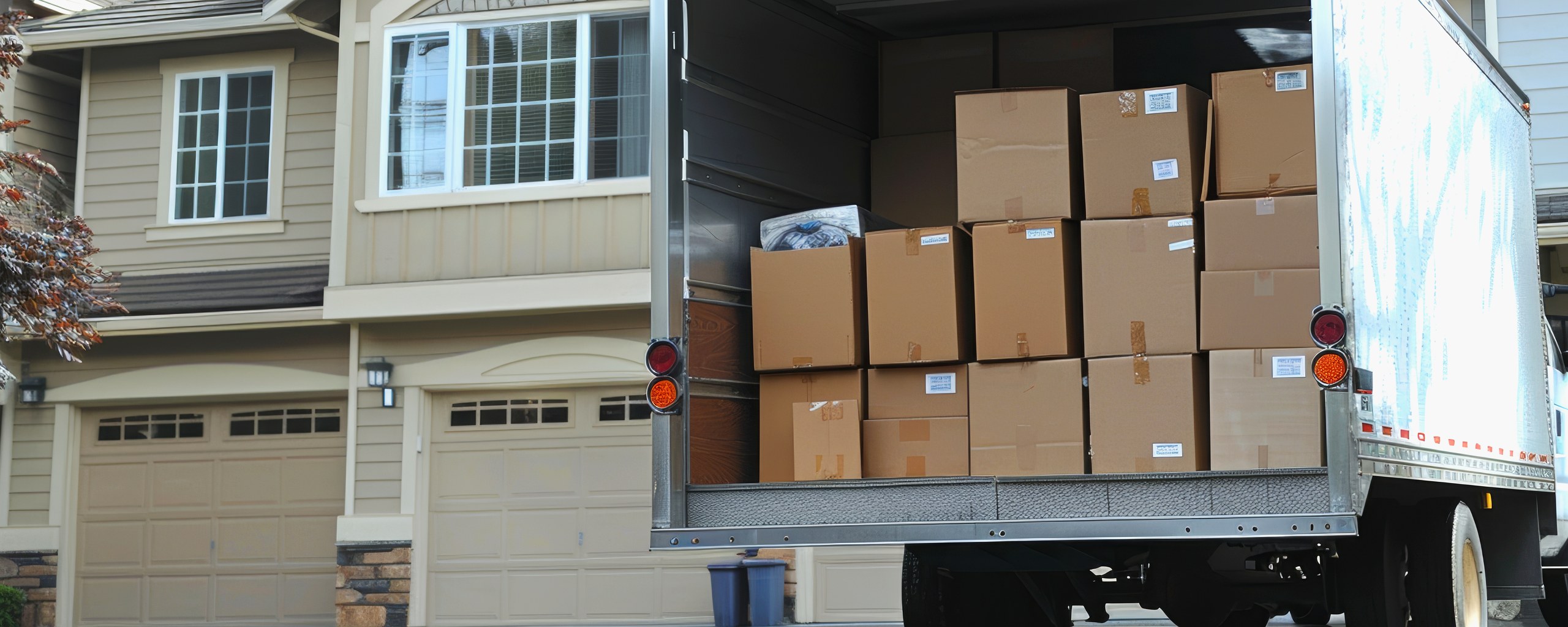 Moving truck and crew serving Omaha, Nebraska