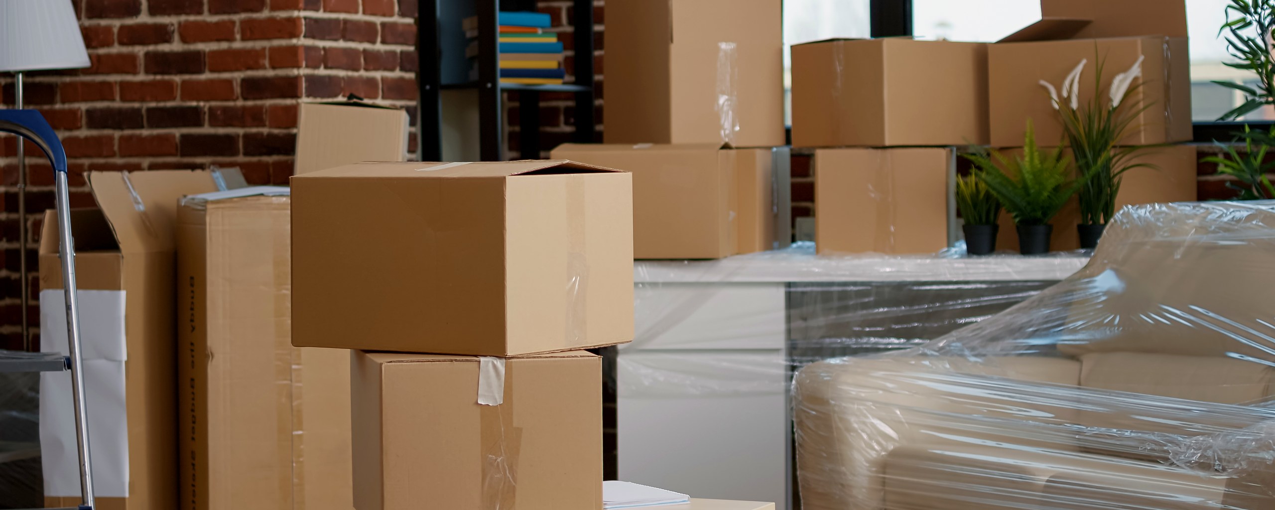 Moving truck and crew serving Boston, Massachusetts