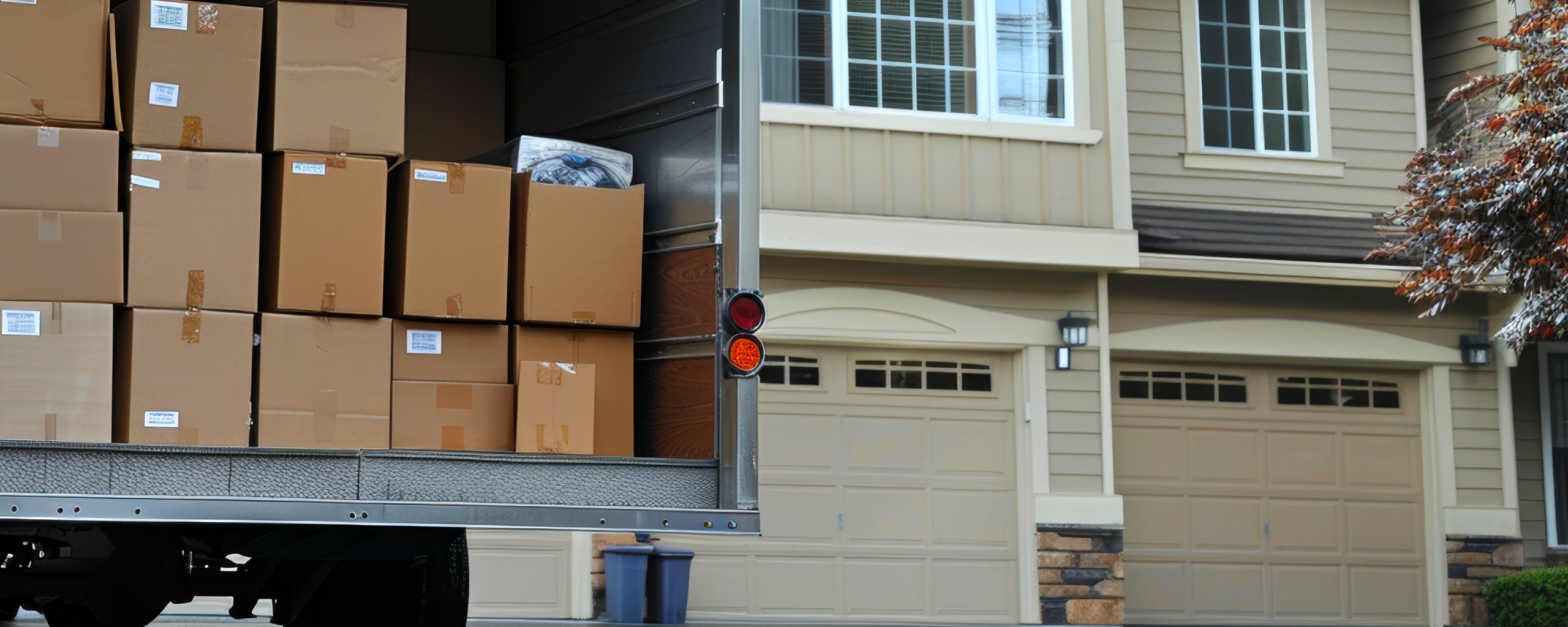 Moving truck and crew serving Sterling Heights, Michigan