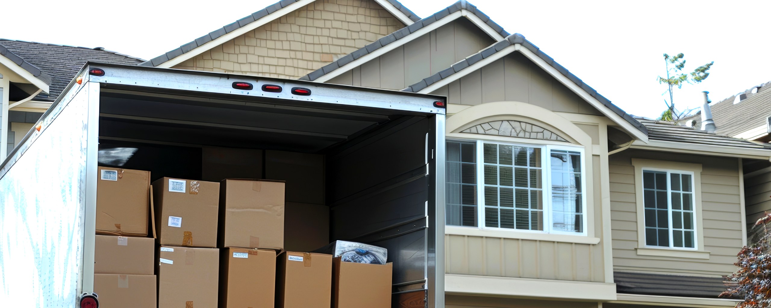 Moving truck and crew serving Rockford, Illinois
