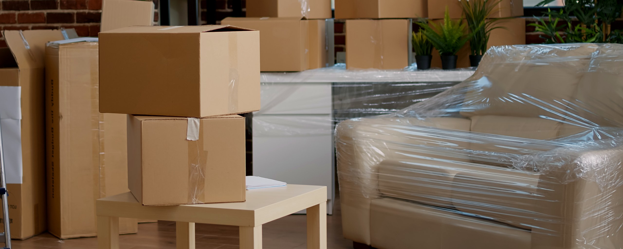 Moving truck and crew serving Rockford, Illinois