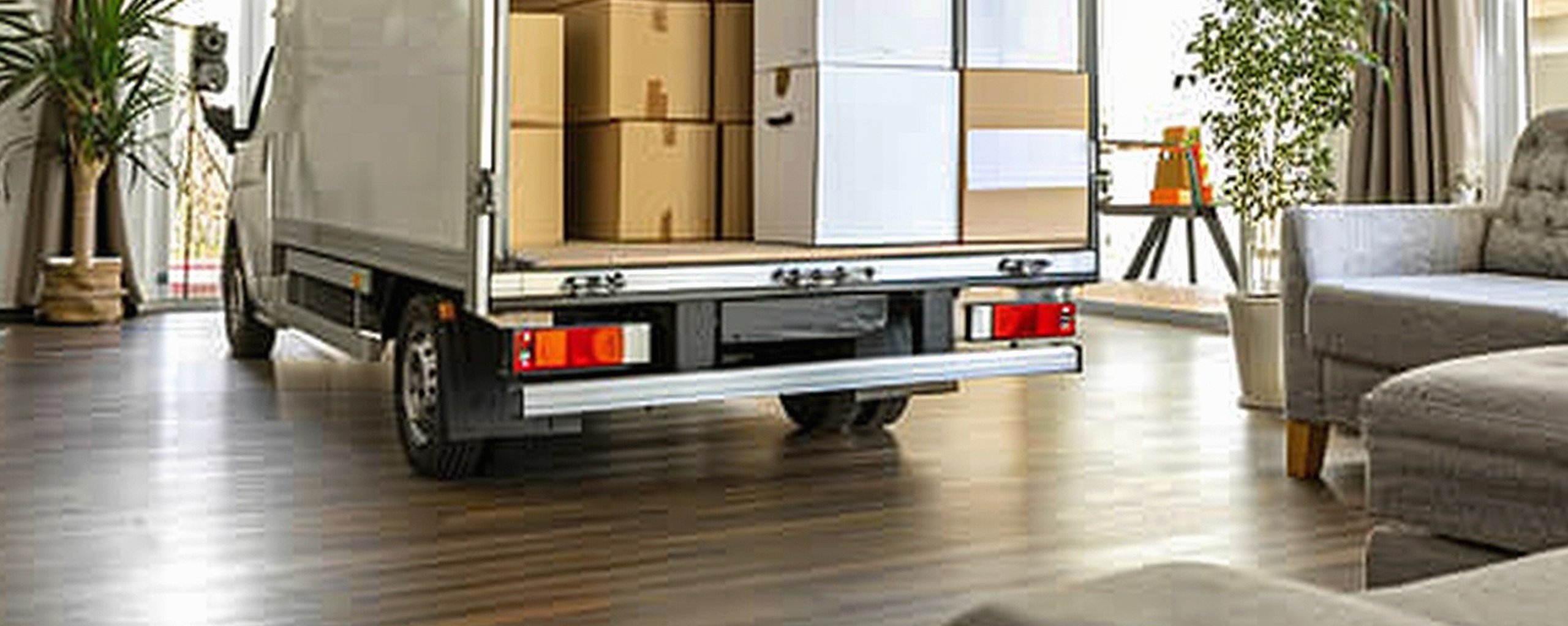 Moving truck and crew serving South Bend, Indiana