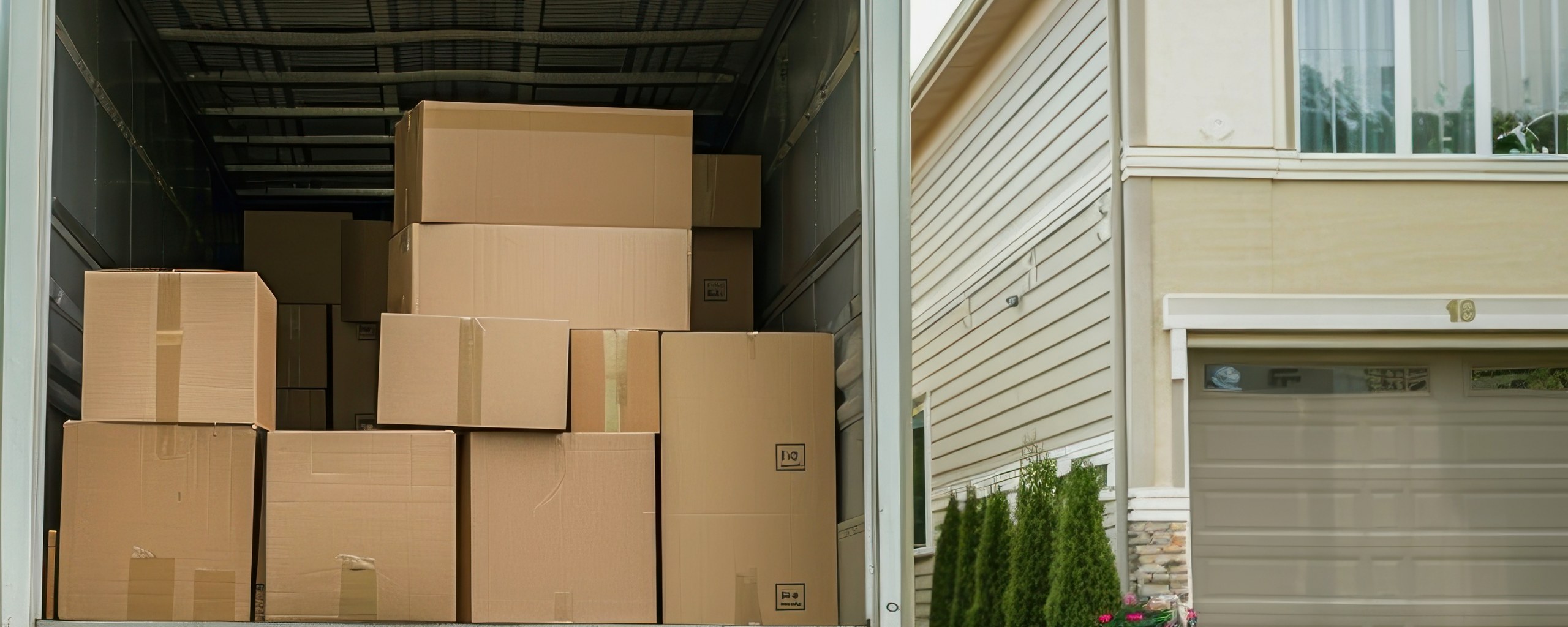 Moving truck and crew serving Lafayette, Louisiana