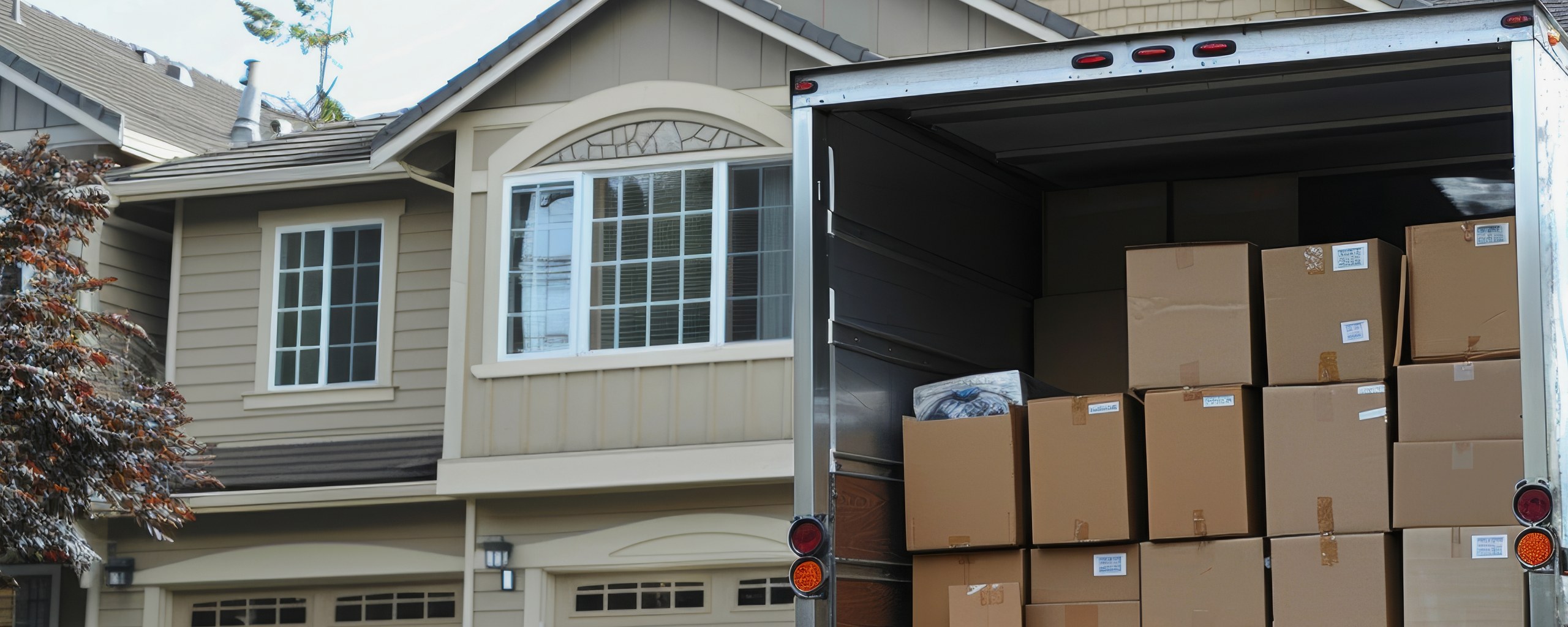 Moving truck and crew serving Albuquerque, New Mexico