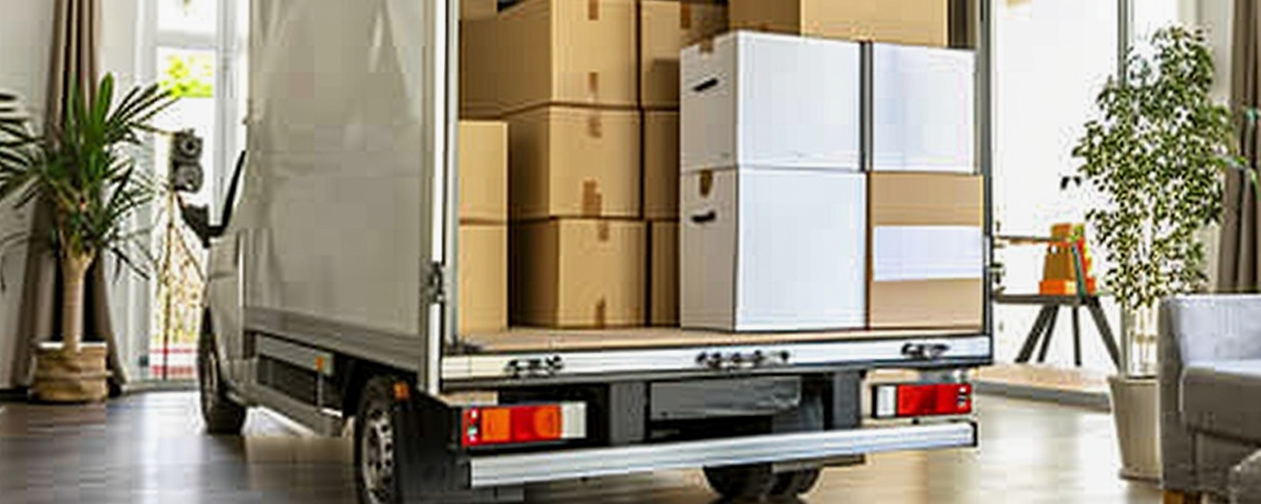 Moving truck and crew serving Tulsa, Oklahoma