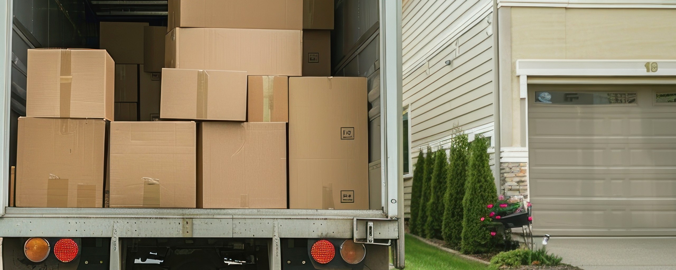 Moving truck and crew serving Frederick, Maryland