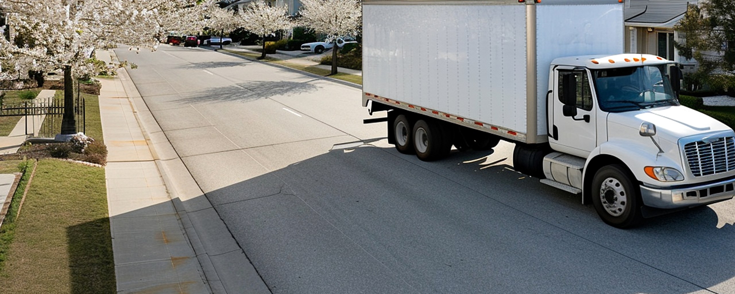 Moving truck and crew serving Lenexa, Kansas