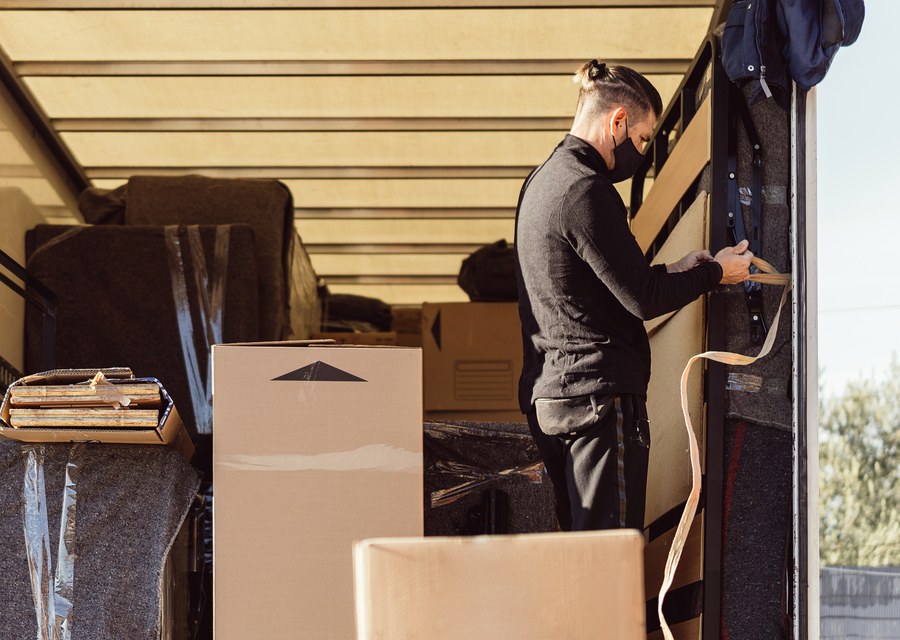 Movers loading a truck in Springfield, Missouri