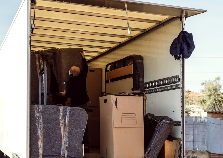 Movers loading a truck in Springfield, Missouri
