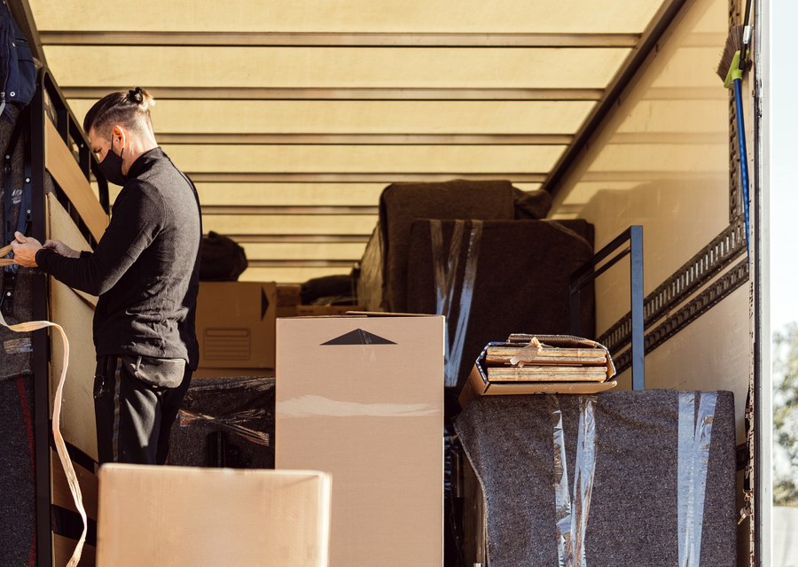 Movers loading a truck in Des Moines, Iowa