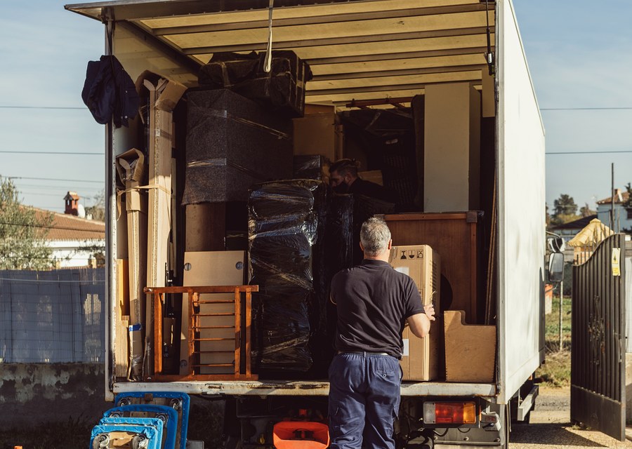 Movers loading a truck in San Jose, California