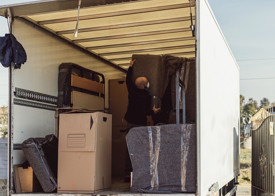 Movers loading a truck in Sioux City, Iowa